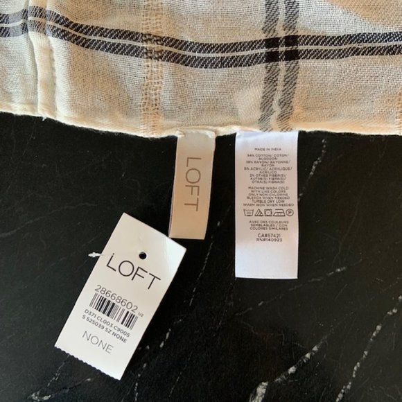 Loft Scarf Infinity - Picture 3 of 3